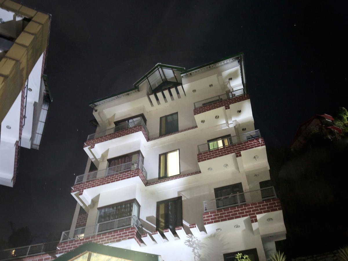 Hotel Hill Inn Solan Exteriér fotografie